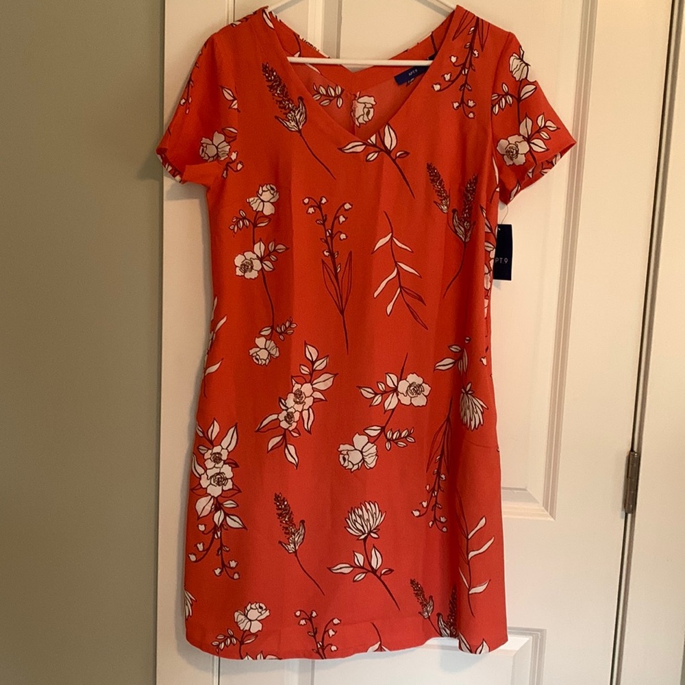 NWT Apt. 9 Coral Shift Dress